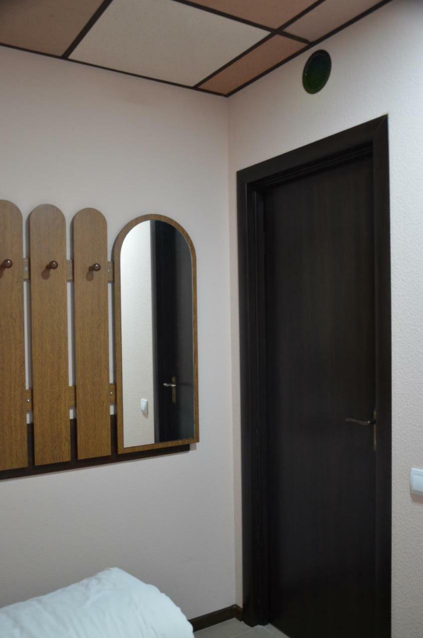 Hostel Vshokoladi Kyiv Eksteriør billede